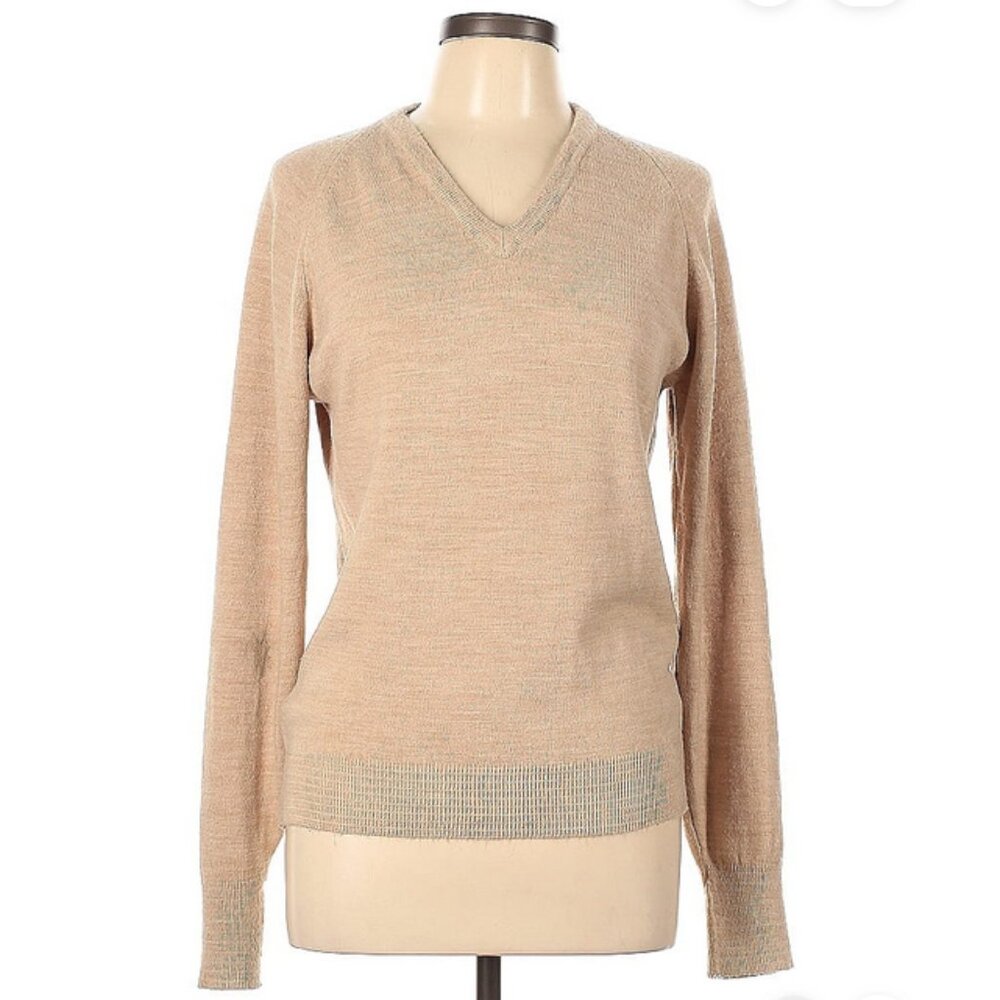 🧵 Christian Dior Vintage V-Neck Sweater – Cream Orlon – Size Medium